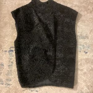 Fur vest